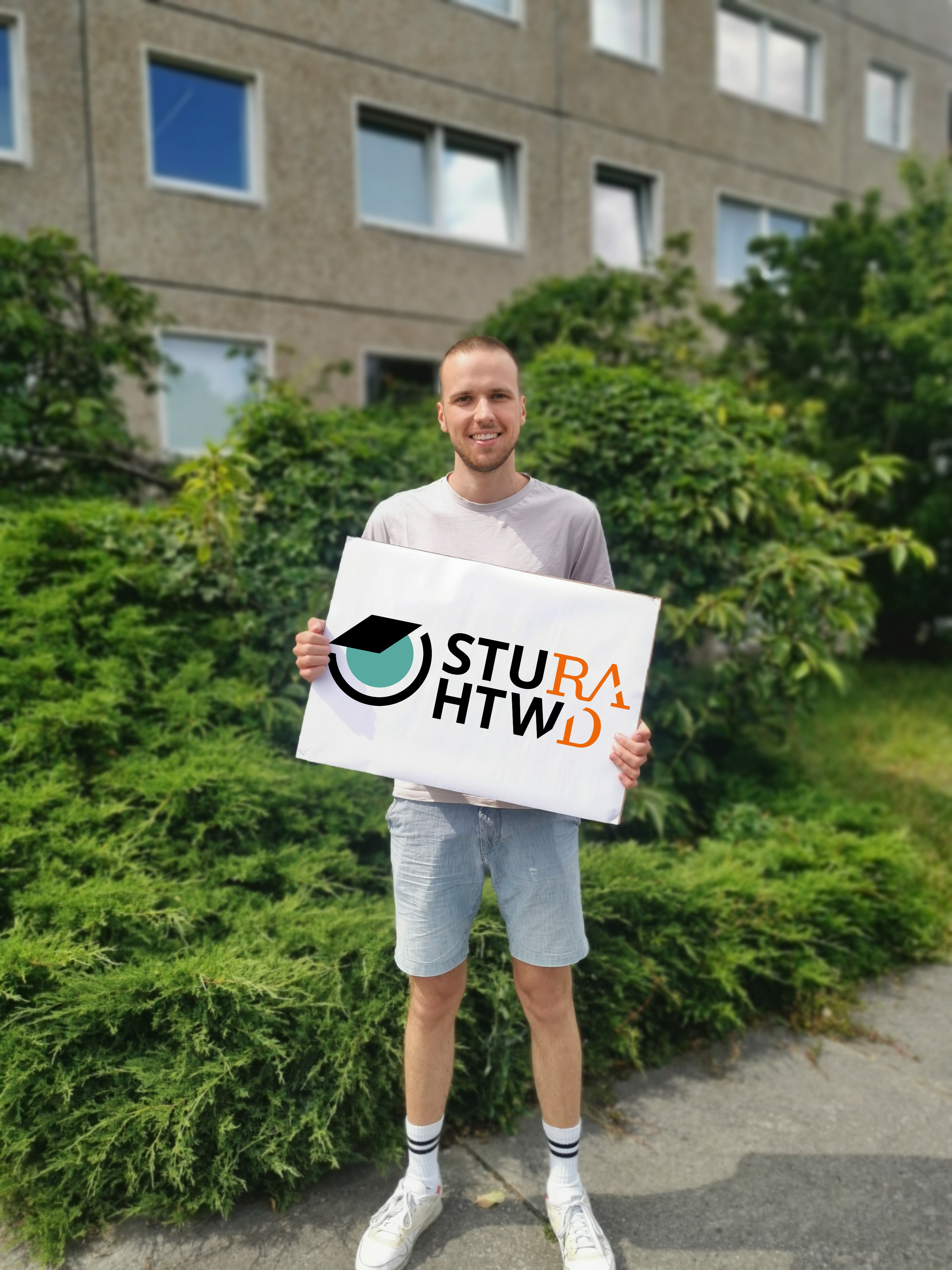 Foto von Philipp Kaiser, der das neue StuRa-Logo entworfen hat